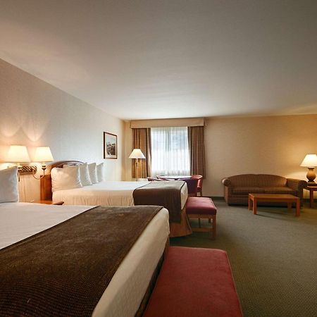 Best Western Oak Meadows Inn Сент-Хеленс Экстерьер фото