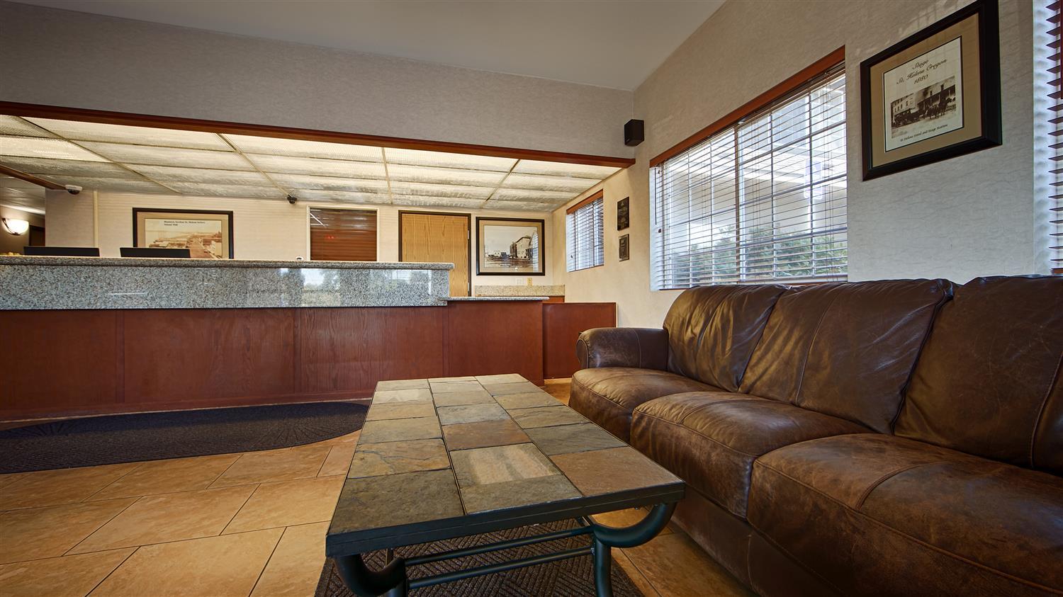 Best Western Oak Meadows Inn Сент-Хеленс Экстерьер фото
