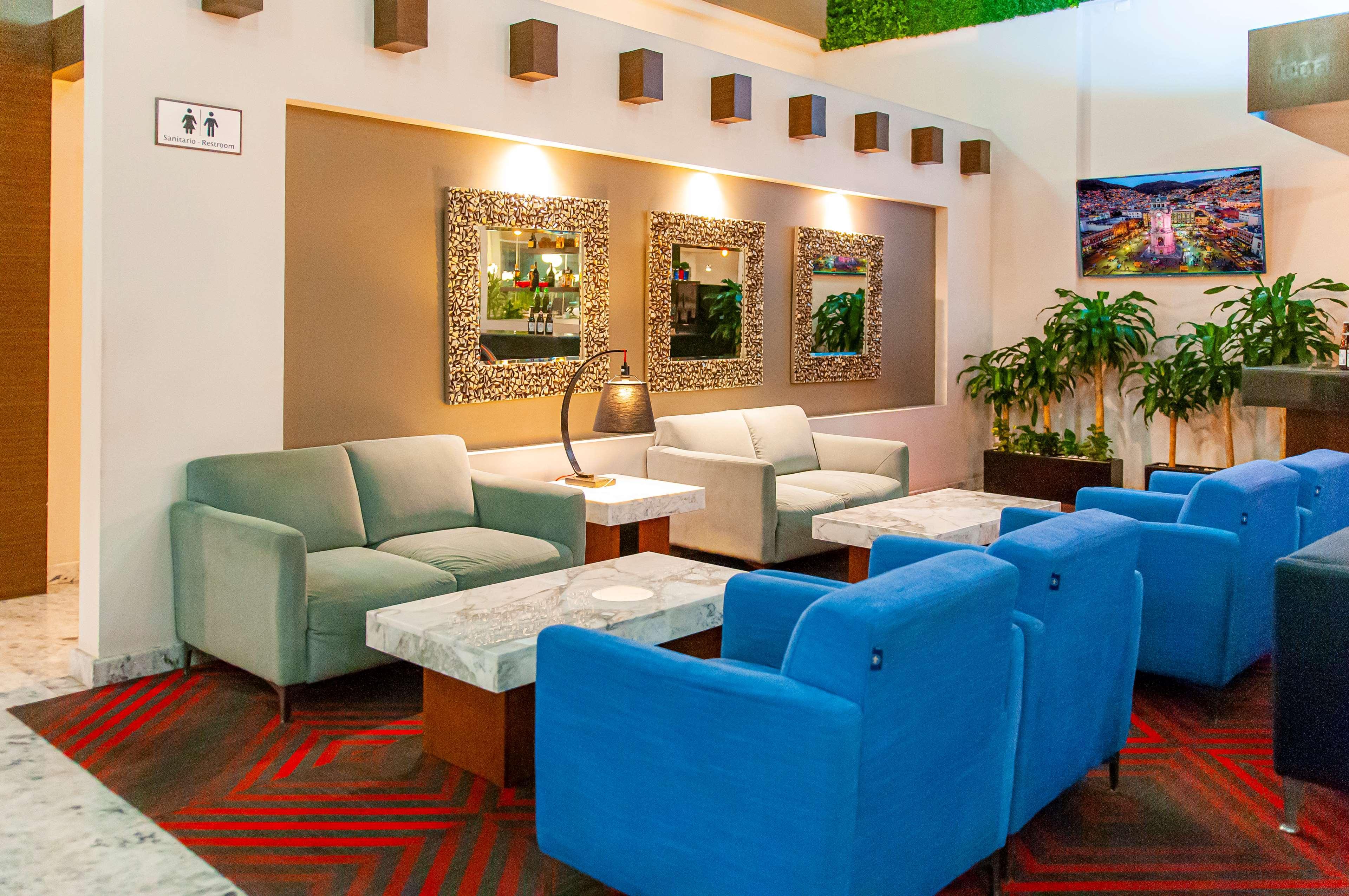 Best Western Oak Meadows Inn Сент-Хеленс Экстерьер фото