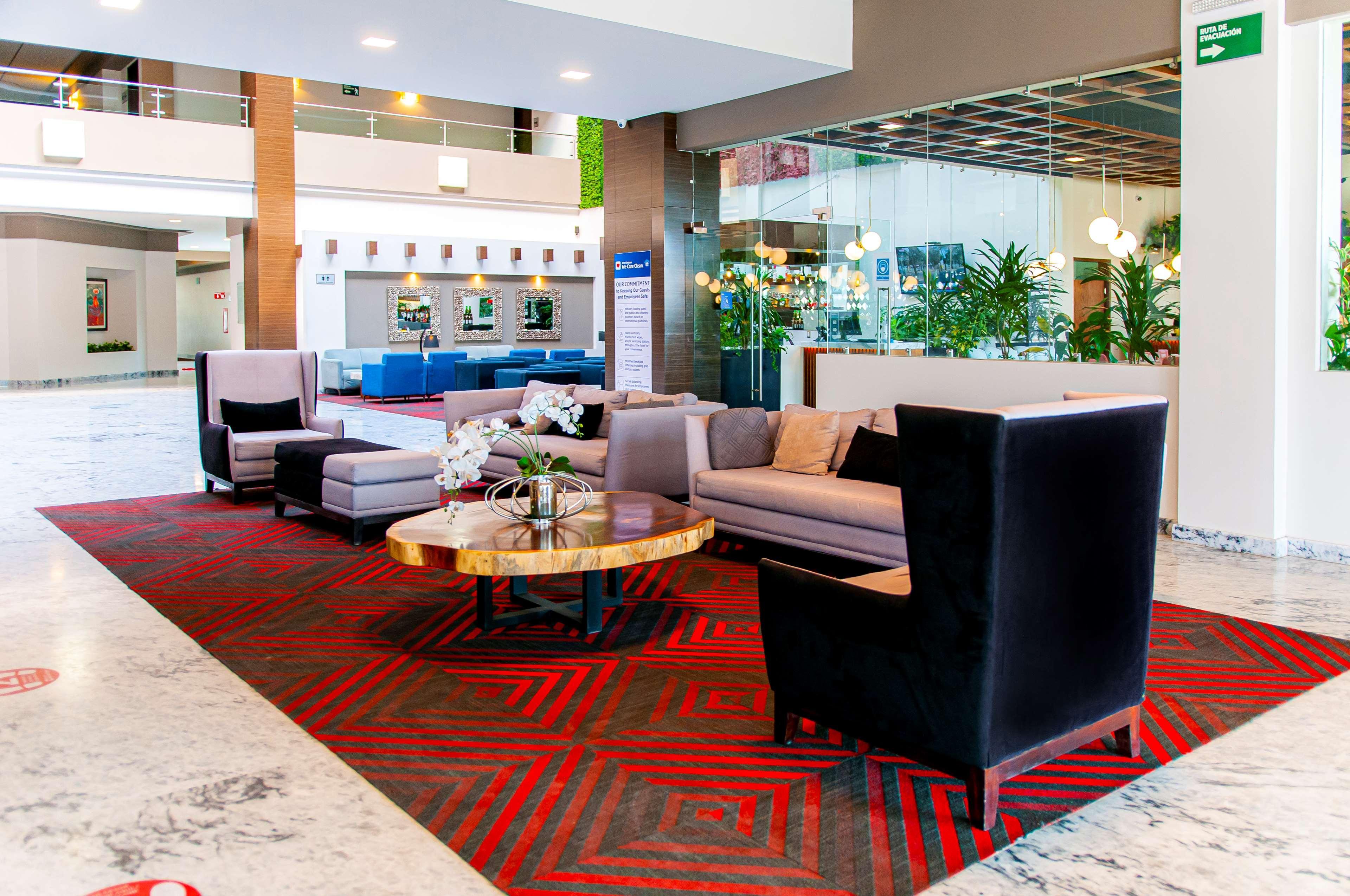 Best Western Oak Meadows Inn Сент-Хеленс Экстерьер фото