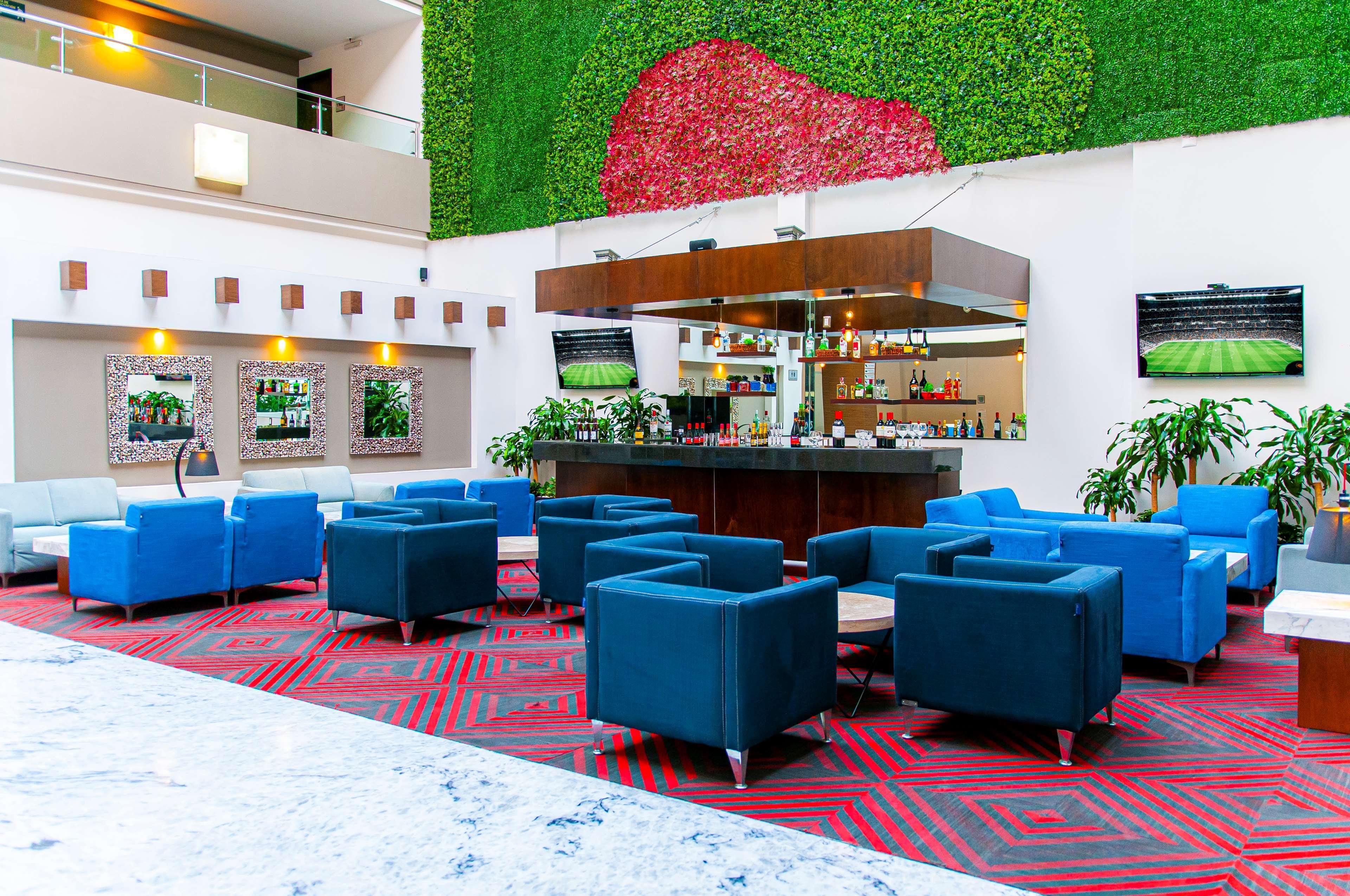 Best Western Oak Meadows Inn Сент-Хеленс Экстерьер фото