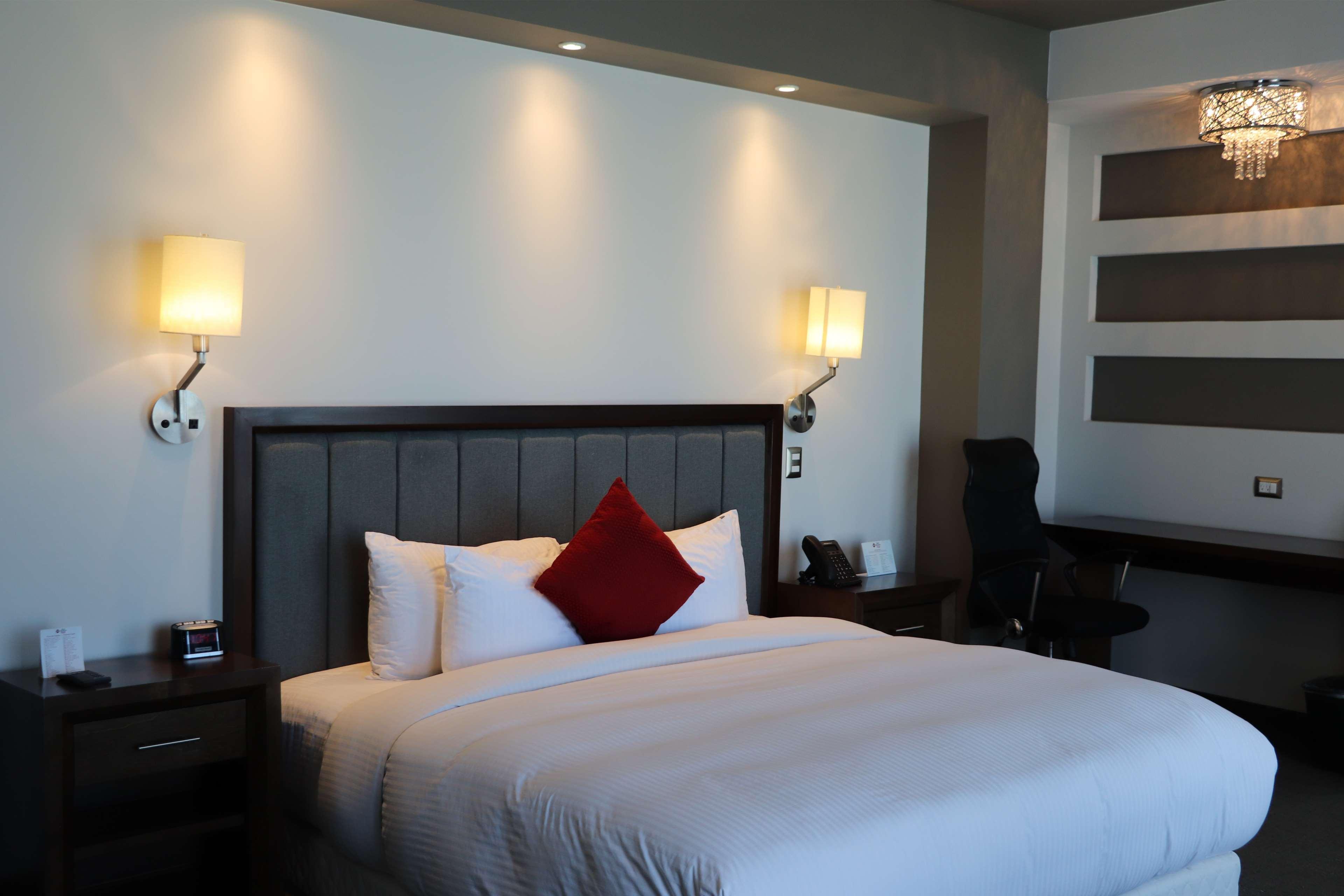 Best Western Oak Meadows Inn Сент-Хеленс Экстерьер фото